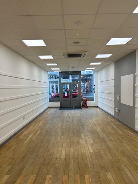 21-23 Stricklandgate, Kendal à louer - Photo de l’immeuble – Image 2 sur 15
