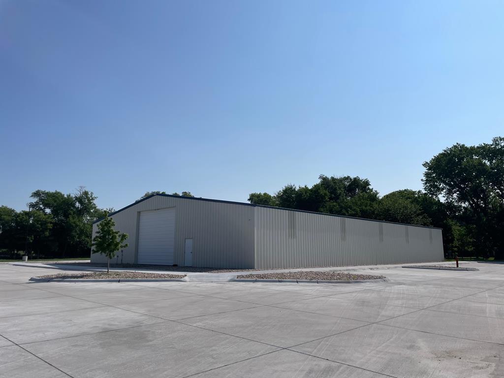 3230 Schimmer Drive, Grand Island, NE à louer Photo principale– Image 1 sur 5