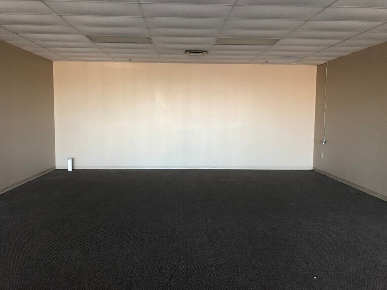2500 N Main St, Crossville, TN à louer - Photo intérieure – Image 3 sur 13