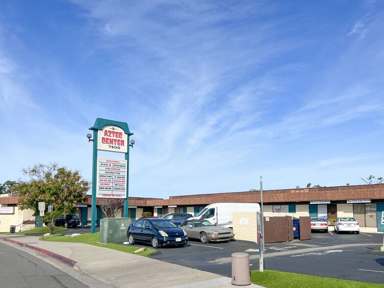 7400 El Cajon Blvd, La Mesa, CA à louer - Photo de l’immeuble – Image 3 sur 3
