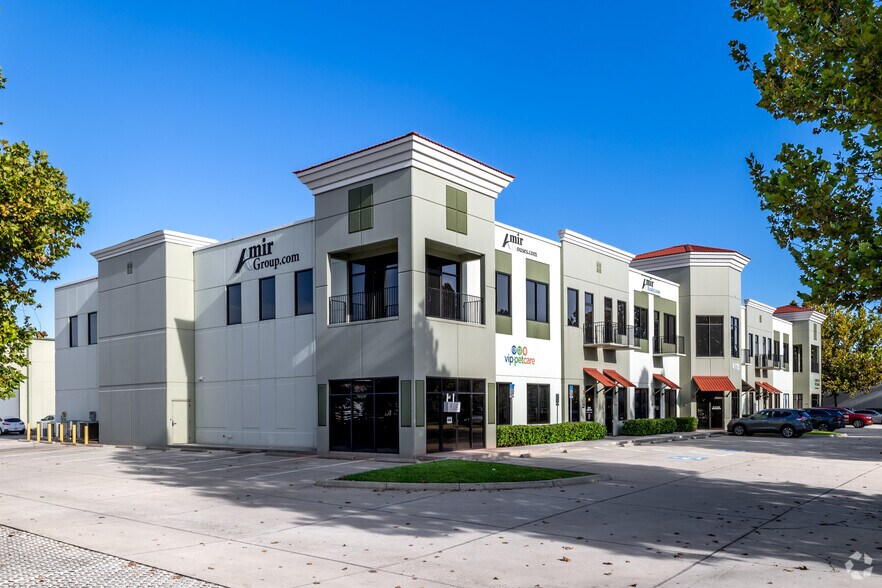 4175 S Pipkin Rd, Lakeland, FL à louer - Photo de l’immeuble – Image 2 sur 10