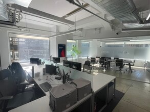 1412 Broadway, New York, NY à louer Photo intérieure– Image 2 sur 8