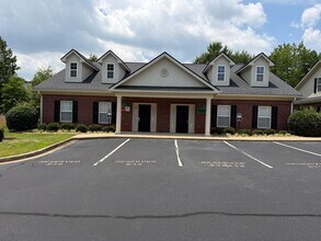 232-234 Adley Way, Greenville, SC à louer Photo intérieure– Image 1 sur 1