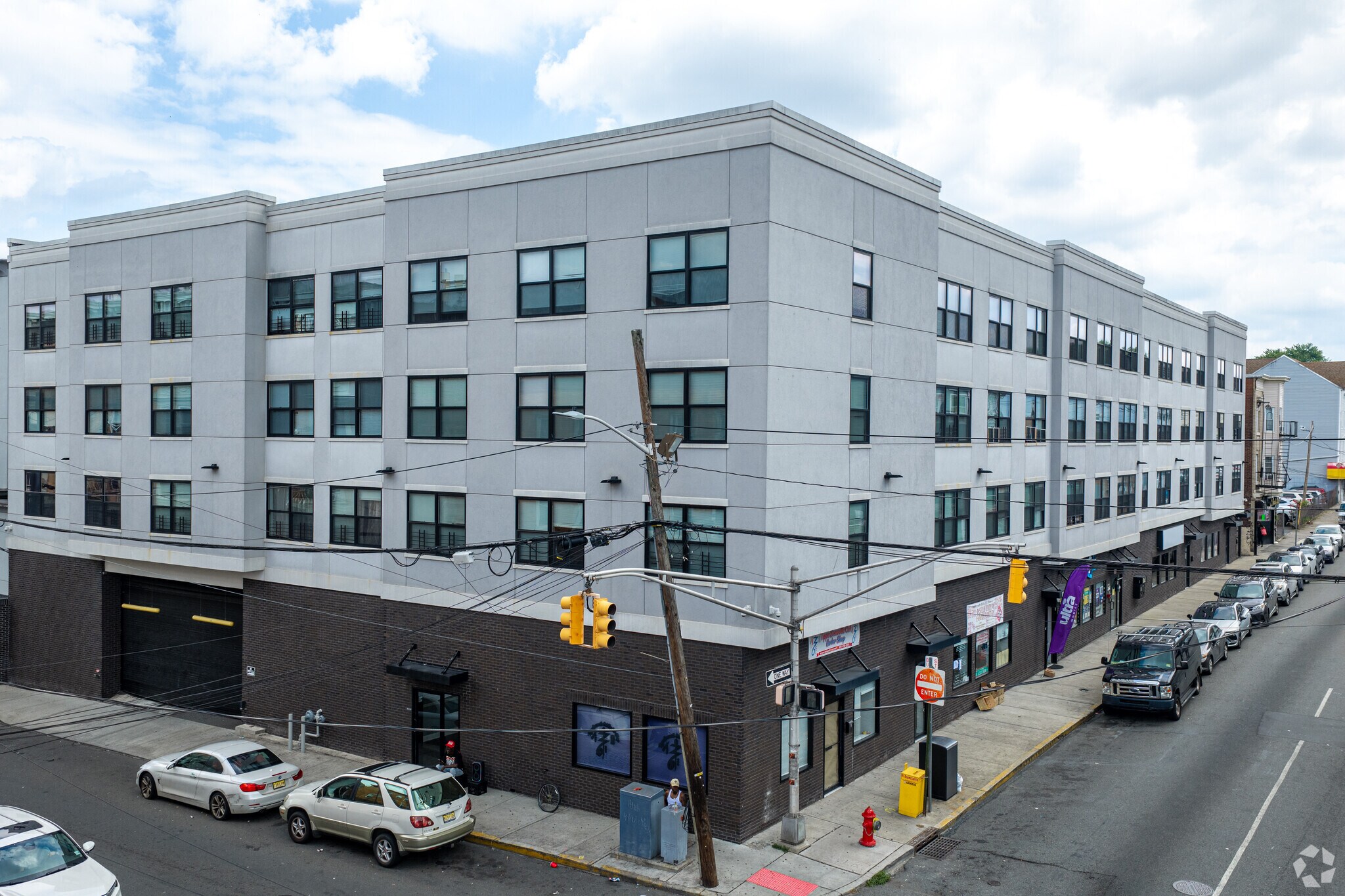 77-91 Park Ave, Paterson, NJ à vendre Photo principale– Image 1 sur 7