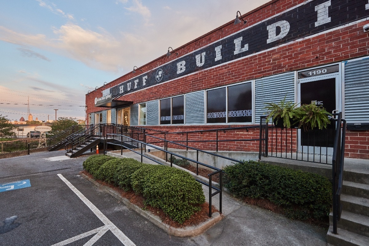 1190-1194 Huff Rd NW, Atlanta, GA à louer Photo de l’immeuble– Image 1 sur 2