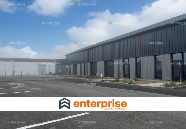 Plus de détails pour Local commercial à vendre