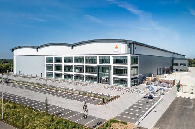 Plus de détails pour Cronton Rd, Whiston - Industriel/Logistique à louer