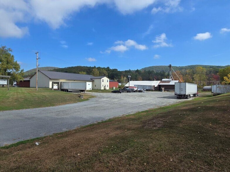 119 Church St, North Walpole, NH à vendre - Photo principale – Image 1 sur 6