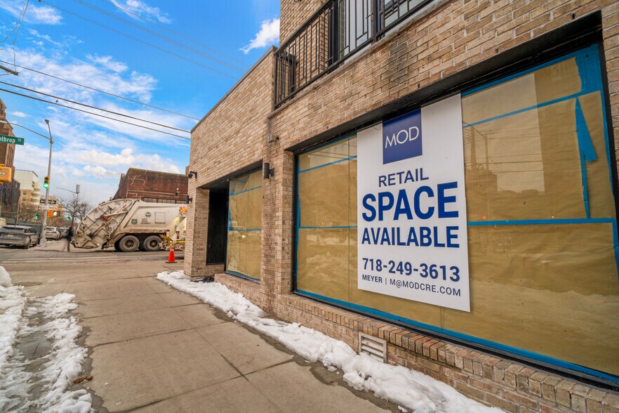 664 New York Ave, Brooklyn, NY à vendre - Photo de l’immeuble – Image 2 sur 11