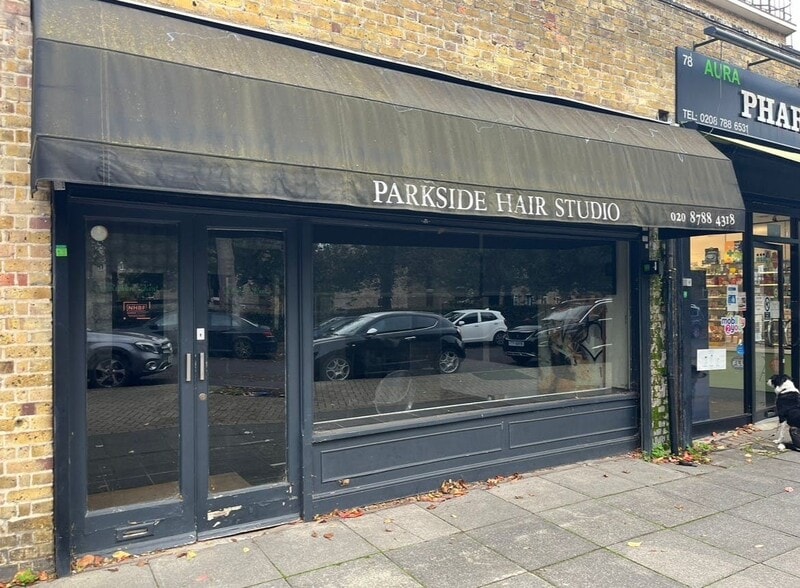 82 Inner Park Rd, Londres à louer - Photo de l’immeuble – Image 3 sur 4