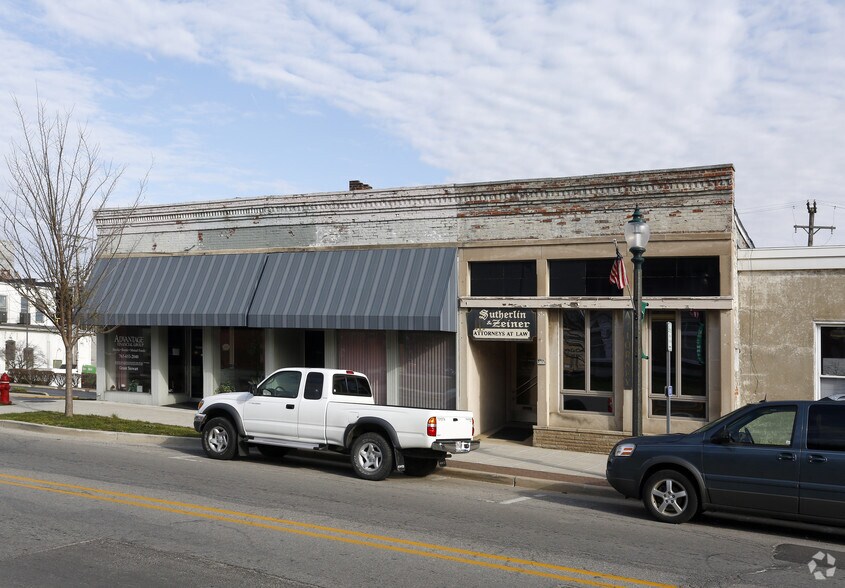 101-105 E Washington St, Greencastle, IN à louer - Photo de l’immeuble – Image 2 sur 2