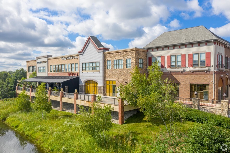 3011 Butterfield Rd, Oak Brook, IL à louer - Photo de l’immeuble – Image 3 sur 17