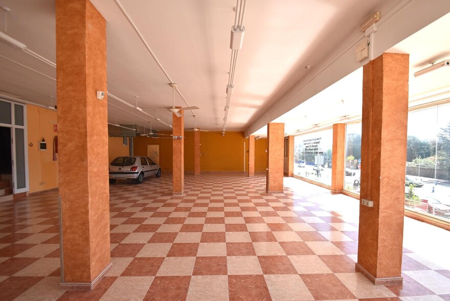 View Photo