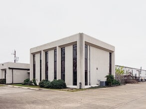 5730 Centralcrest, Houston, TX à louer Photo de l’immeuble– Image 2 sur 15