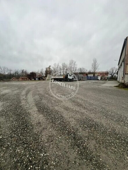 Industriel/Logistique dans Portet-sur-Garonne à louer - Photo de l’immeuble – Image 3 sur 5