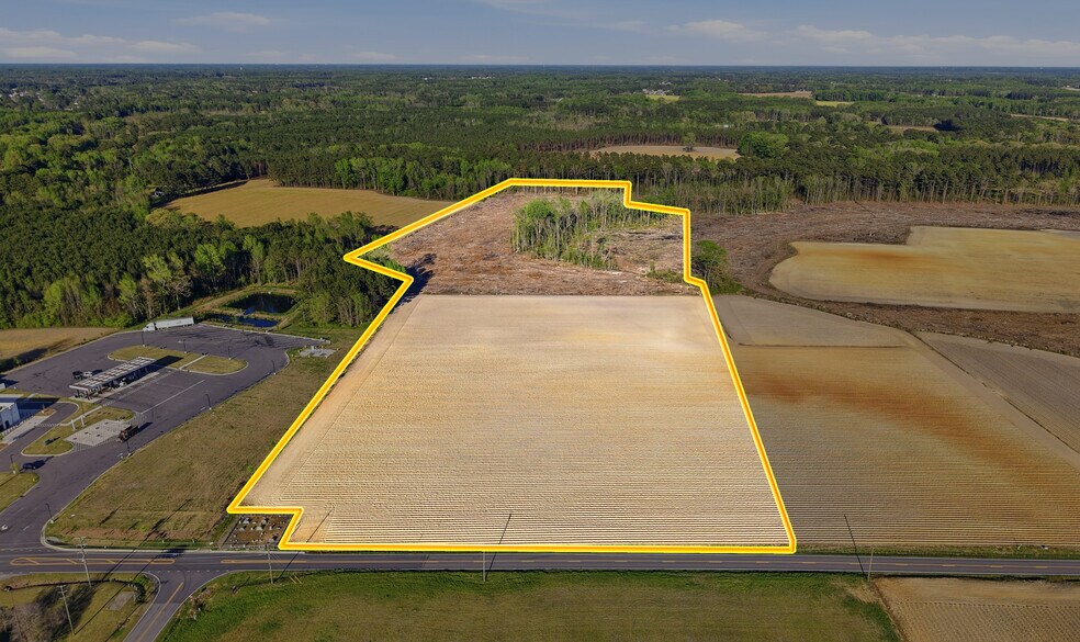 Princeton-Kenly Rd, Kenly, NC à vendre - Photo principale – Image 1 sur 4