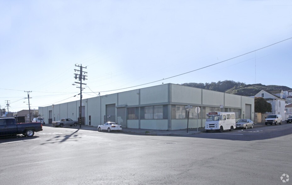 1351-1375 Egbert Ave, San Francisco, CA à louer - Photo principale – Image 1 sur 3