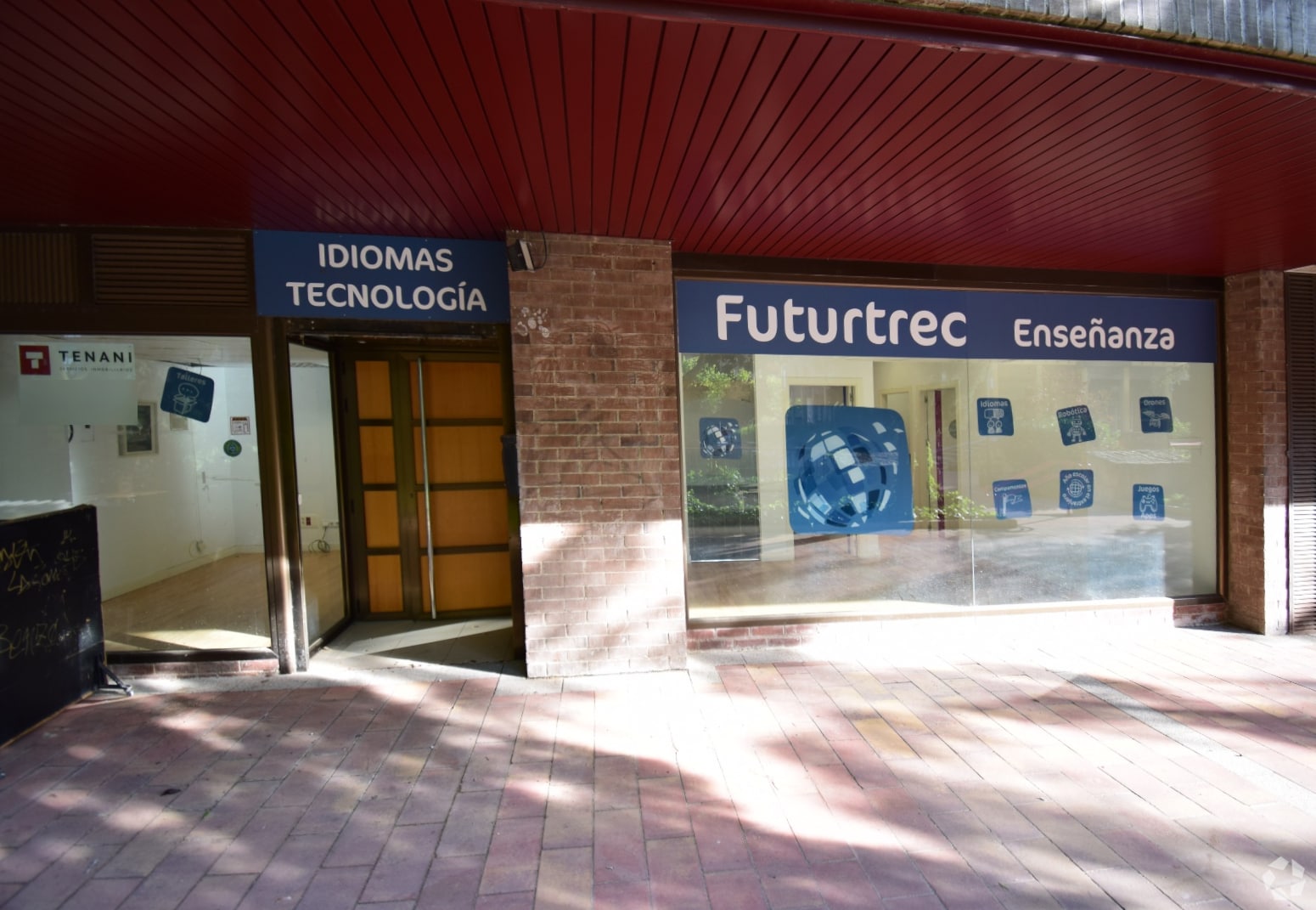 Local commercial dans Tres Cantos, Madrid à louer Photo intérieure– Image 1 sur 15
