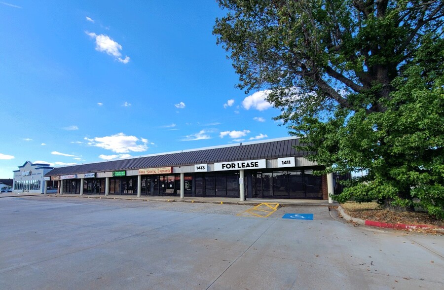1411-1423 W Walnut St, Rogers, AR à louer - Photo de l’immeuble – Image 1 sur 2