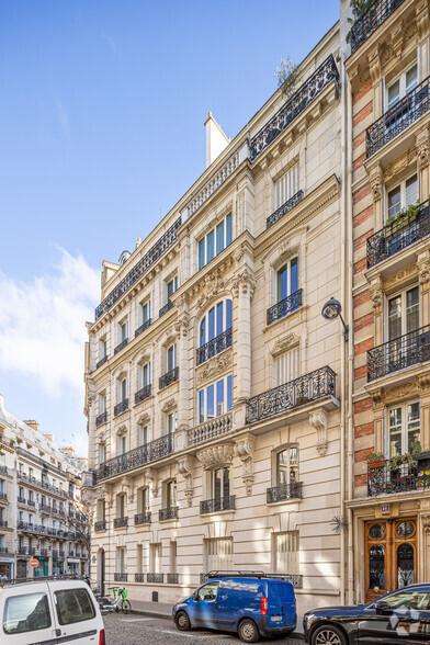 62 Rue De Maubeuge, Paris à louer - Photo de l’immeuble – Image 2 sur 5