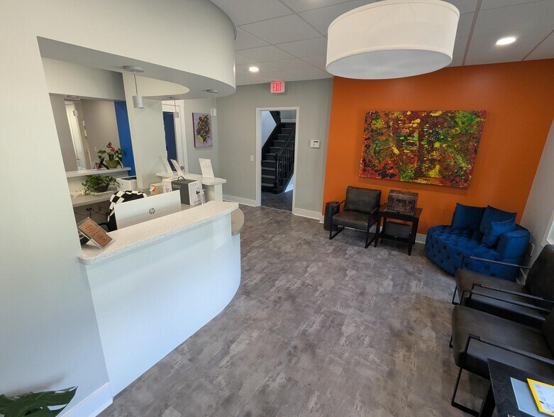 3109 University Dr, Durham, NC à louer - Photo de l’immeuble – Image 3 sur 7