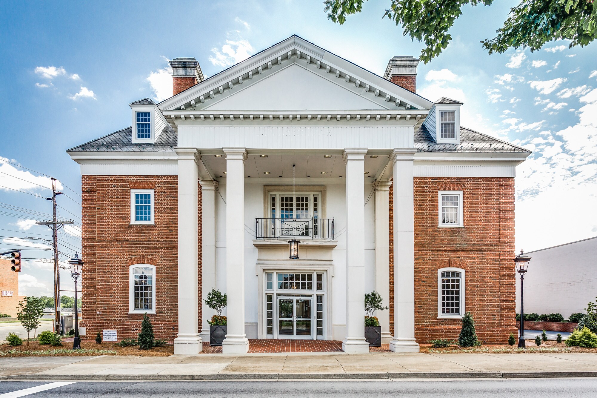 134 E Church St, Martinsville, VA à louer Photo de l’immeuble– Image 1 sur 6