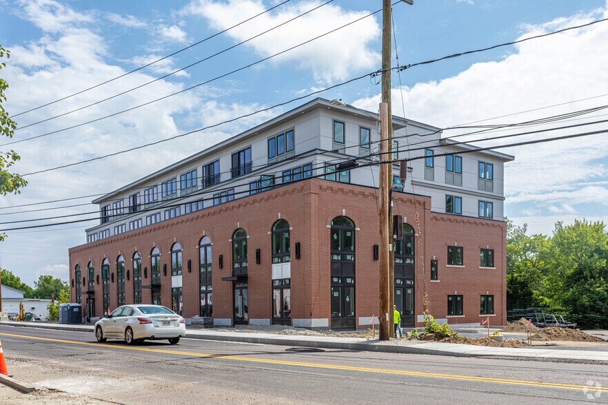 80 Bridge St, Dedham, MA à louer - Photo de l’immeuble – Image 3 sur 3