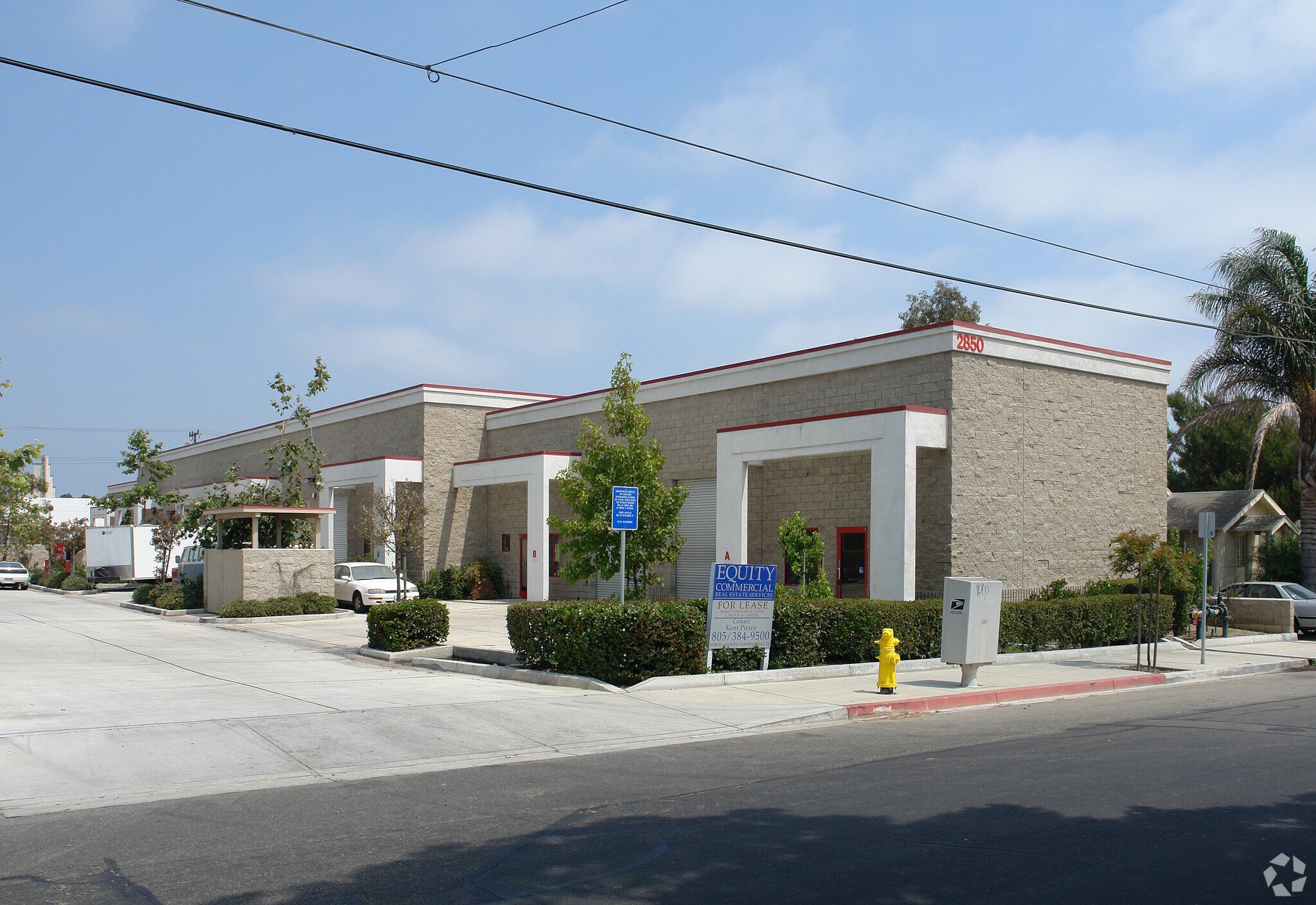 2850 Sherwin Ave, Ventura, CA à louer Photo principale– Image 1 sur 3