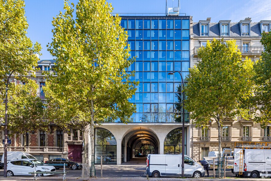 Espace de coworking dans Paris à louer - Photo de l’immeuble – Image 1 sur 3