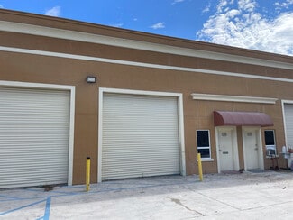 Plus de détails pour 3330-3382 SE Gran Park Way, Stuart, FL - Industriel/Logistique à louer