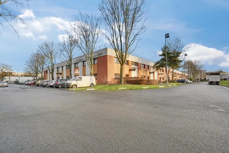 Industriel/Logistique dans Tremblay-en-France à louer - Photo de l’immeuble – Image 1 sur 17