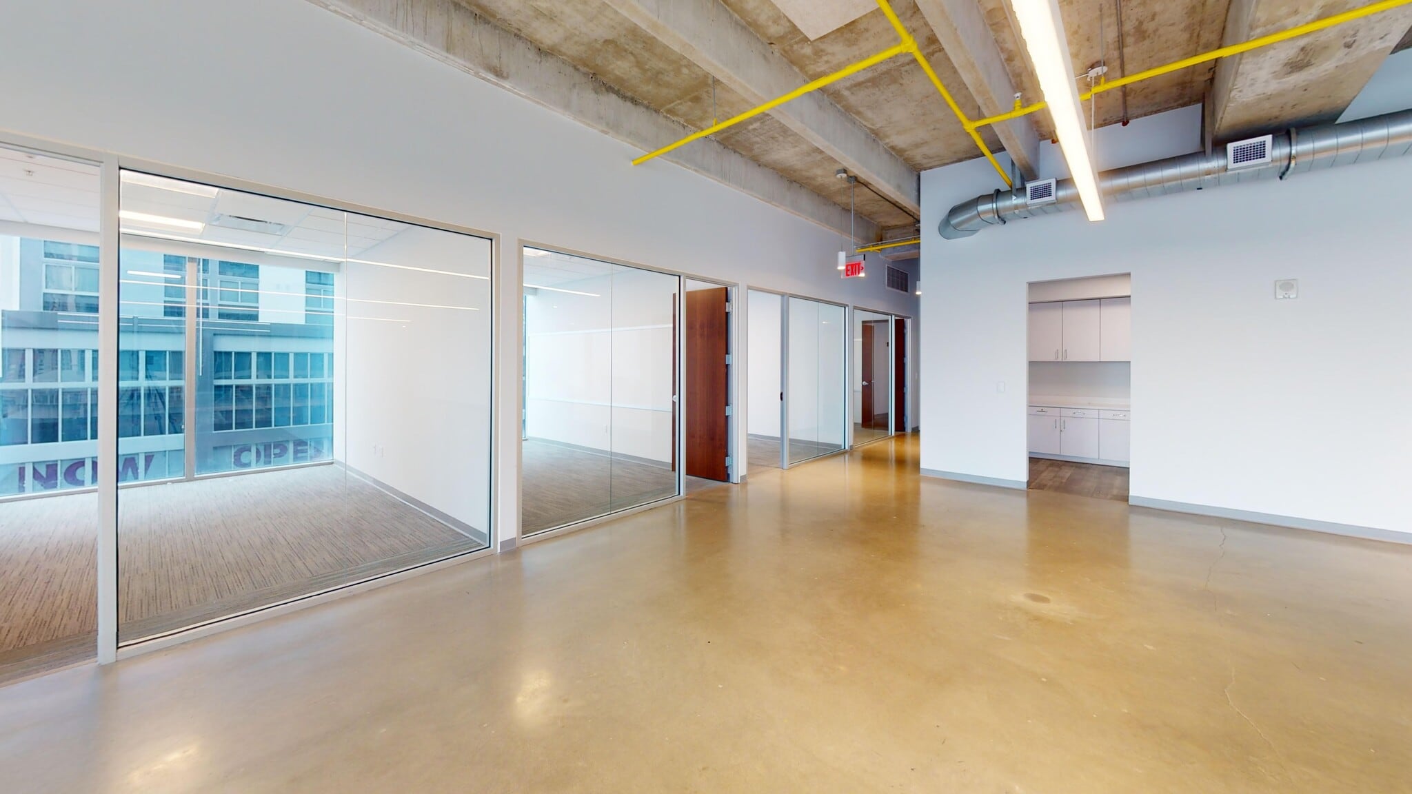 161 NW 6th St, Miami, FL à louer Photo intérieure– Image 1 sur 23