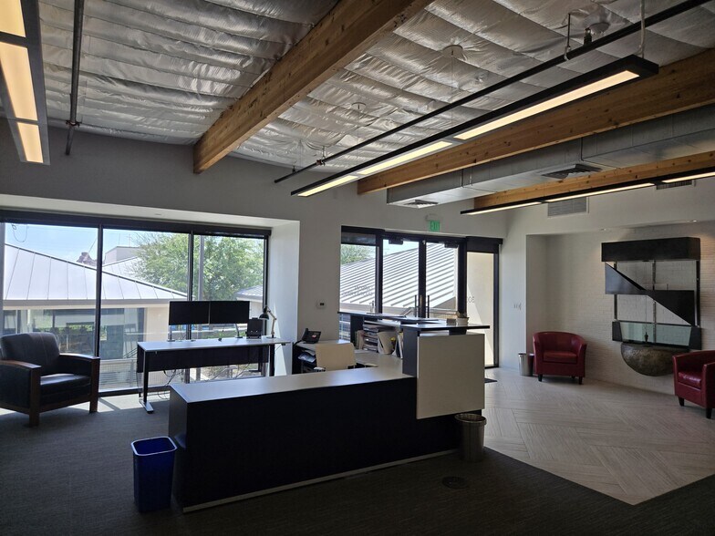 6380 E Thomas Rd, Scottsdale, AZ à louer - Photo de l’immeuble – Image 2 sur 14