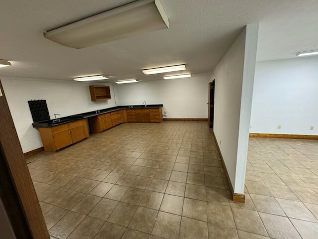 1103 E Maguire Rd, Noble, OK à louer - Photo intérieure – Image 3 sur 19