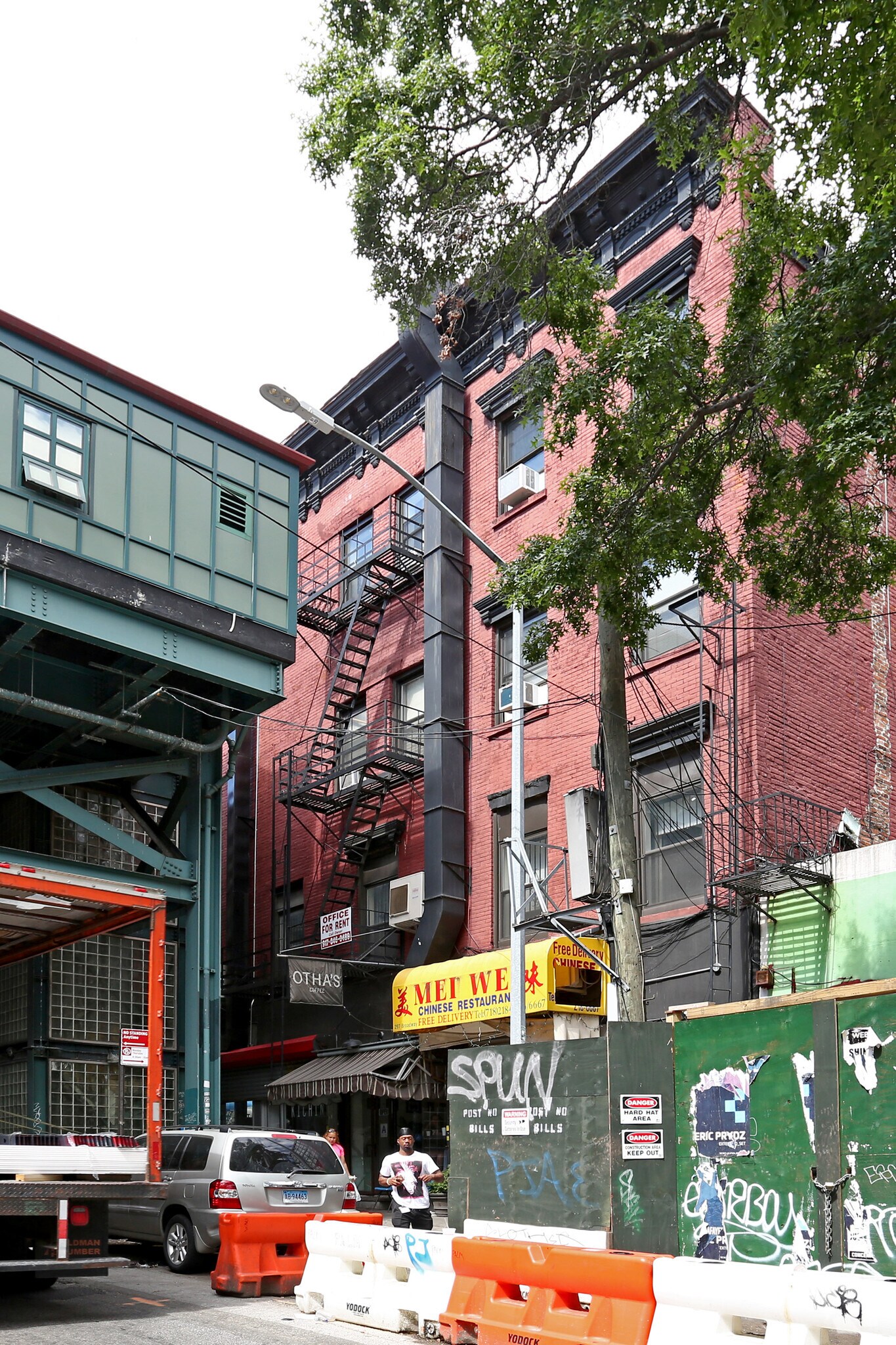 295-297 Broadway, Brooklyn, NY à louer Photo principale– Image 1 sur 31