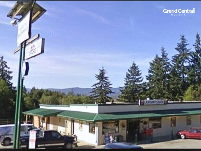2365 Lang Bay Rd, Powell River, BC à vendre - Photo de l’immeuble – Image 2 sur 9