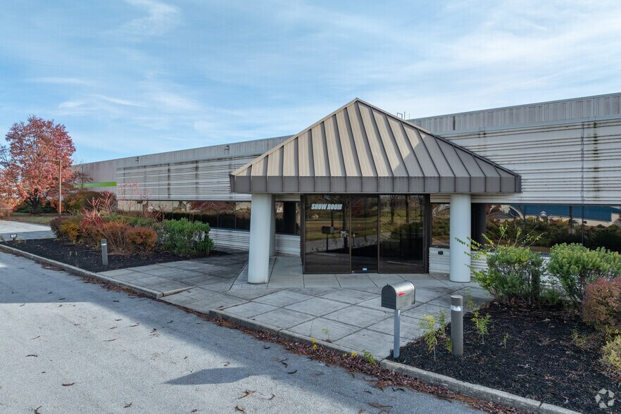 25 Keystone Dr, Lebanon, PA à vendre - Photo de l’immeuble – Image 3 sur 5