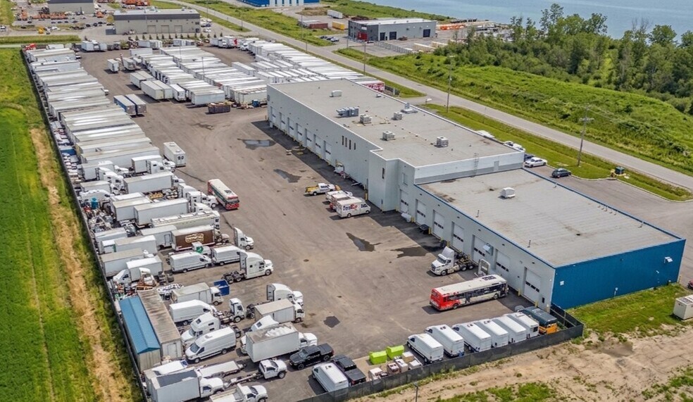 560 Echo St, Vars, ON à vendre - Photo de l’immeuble – Image 2 sur 15