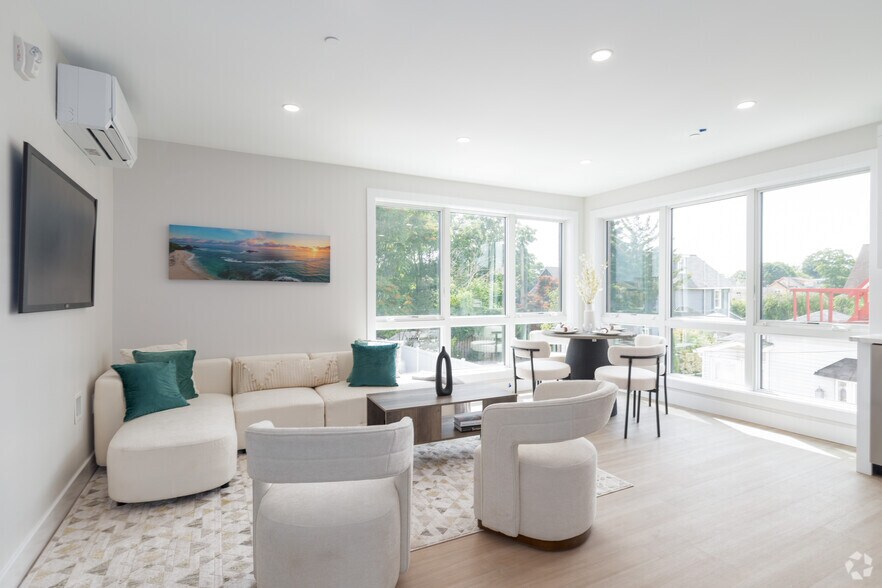 27 3rd Ave, Long Branch, NJ à louer - Photo intérieure – Image 3 sur 29