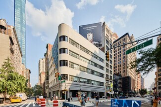Plus de détails pour 936 Broadway, New York, NY - Bureau à louer