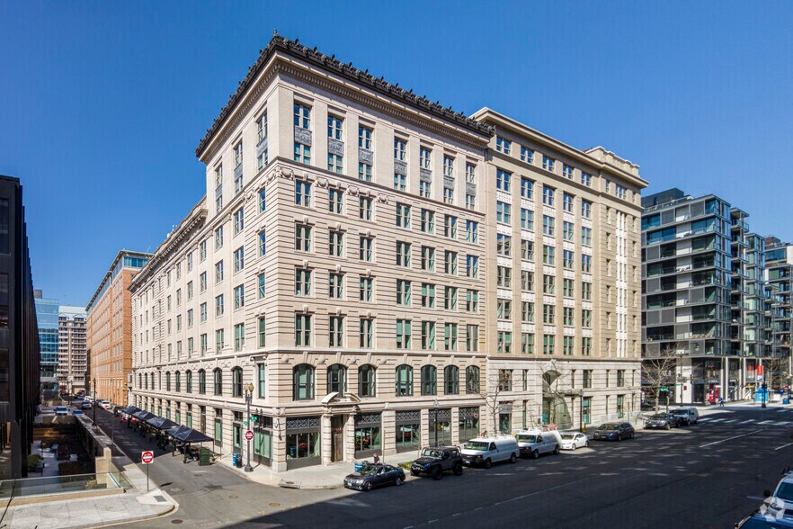 750 9th St NW, Washington, DC à louer - Photo de l’immeuble – Image 2 sur 19