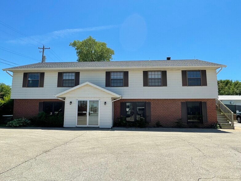 1925 S Main St, Bloomington, IL à vendre - Photo principale – Image 1 sur 28