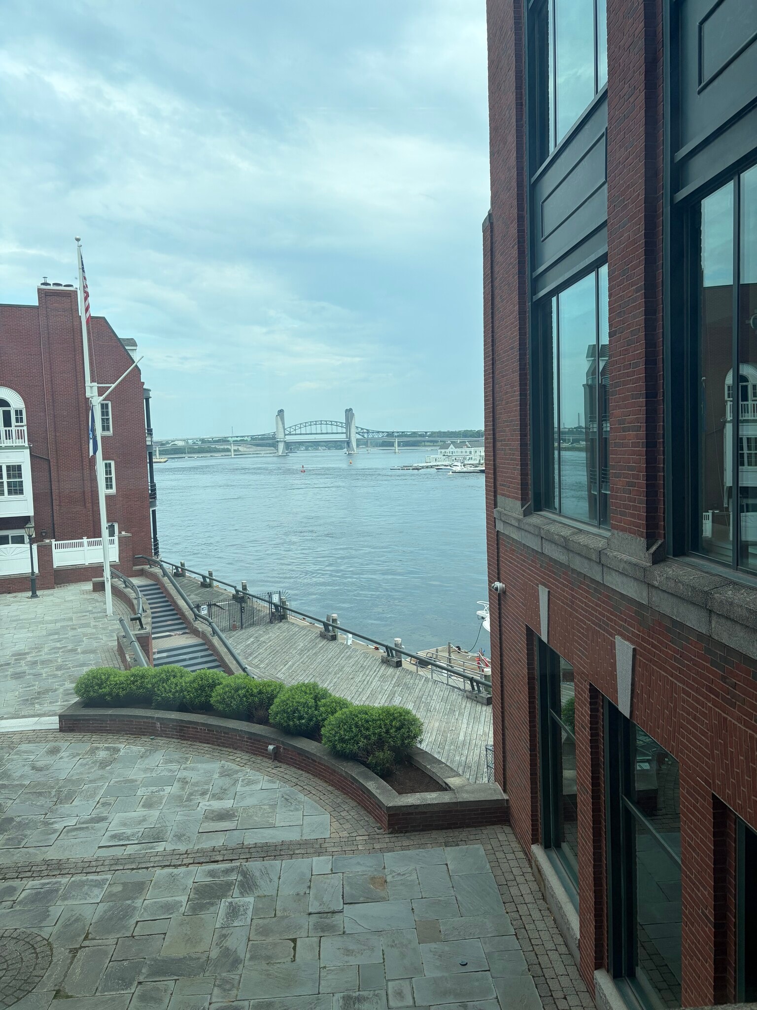 1 Harbour Pl, Portsmouth, NH à louer Photo intérieure– Image 1 sur 12