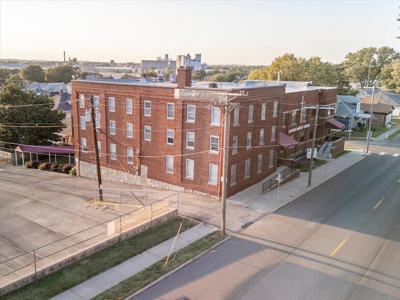 5708 King Hill Ave, Saint Joseph, MO à vendre - Photo de l’immeuble – Image 3 sur 14