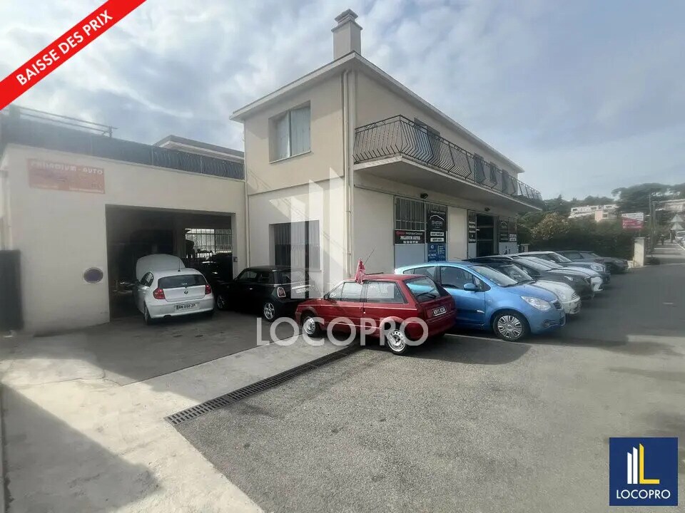 Local commercial dans Le Cannet à louer Photo de l’immeuble– Image 1 sur 5