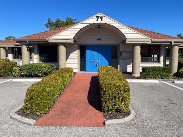 12640 World Plaza Ln, Fort Myers, FL à vendre Photo principale– Image 1 sur 33