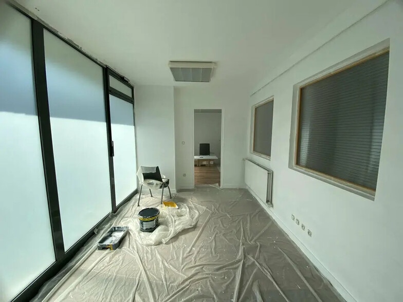 Bureau dans Rillieux-la-Pape à louer - Photo de l’immeuble – Image 2 sur 8