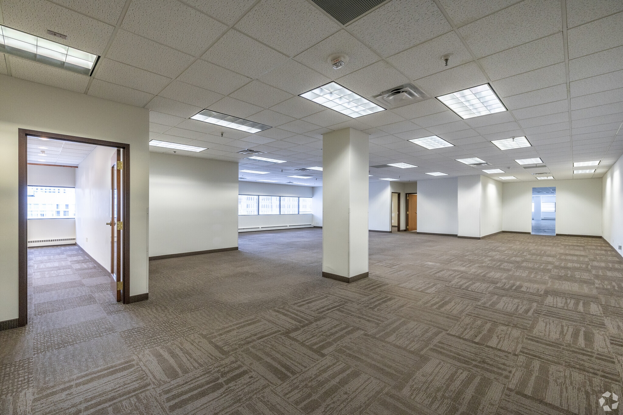 330 2nd Ave S, Minneapolis, MN à vendre Photo intérieure– Image 1 sur 3