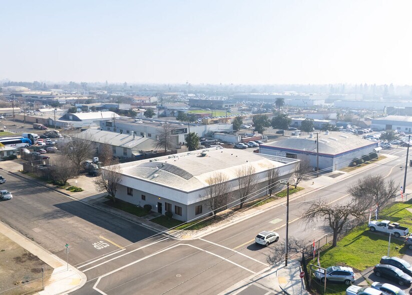 1460 W 18th St, Merced, CA à vendre - Photo de l’immeuble – Image 3 sur 9