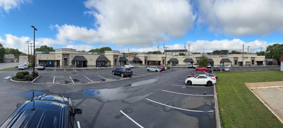 475-477 Haywood Rd, Greenville, SC à louer - Photo principale – Image 1 sur 2